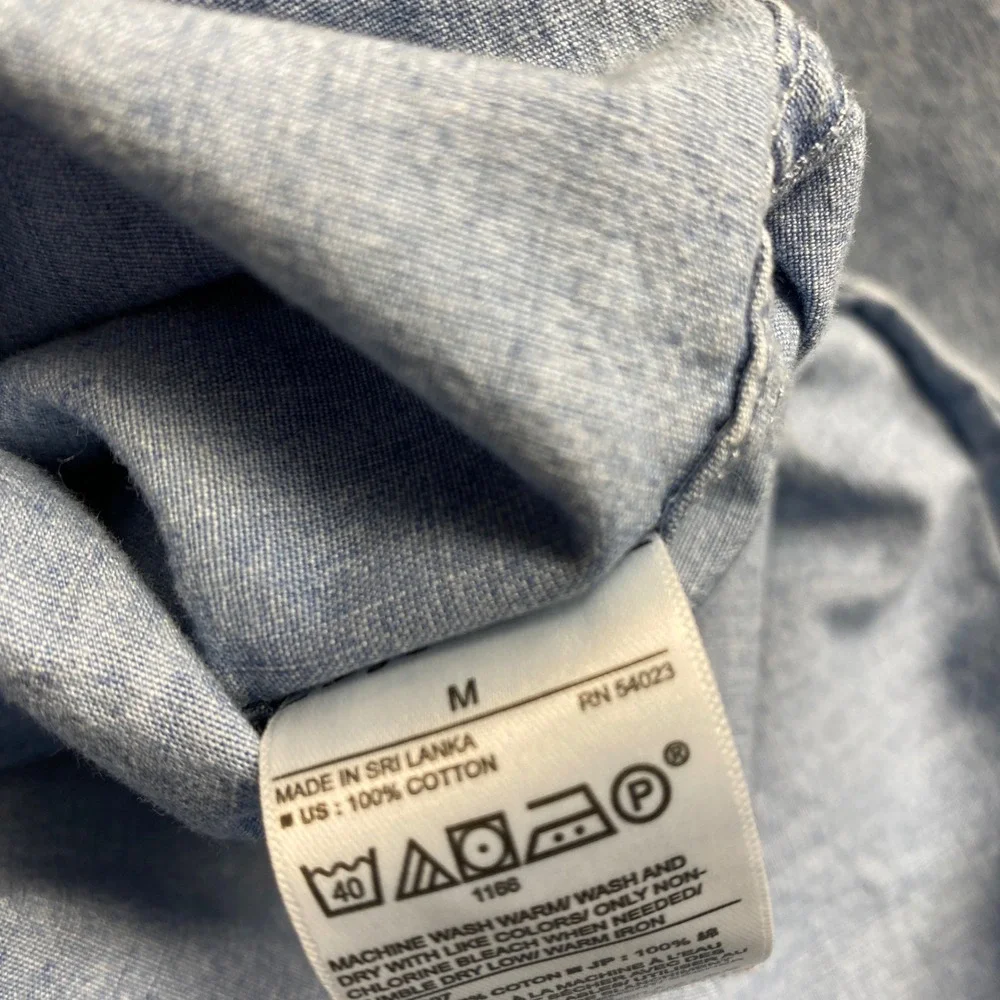 Banana Republic Slim Fit Chambray Band Collar Shirt Mens Medium Blue